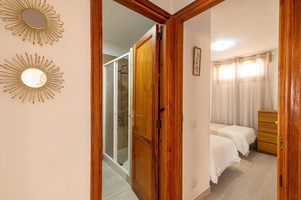 Elegant With Ocean Views Appartamento